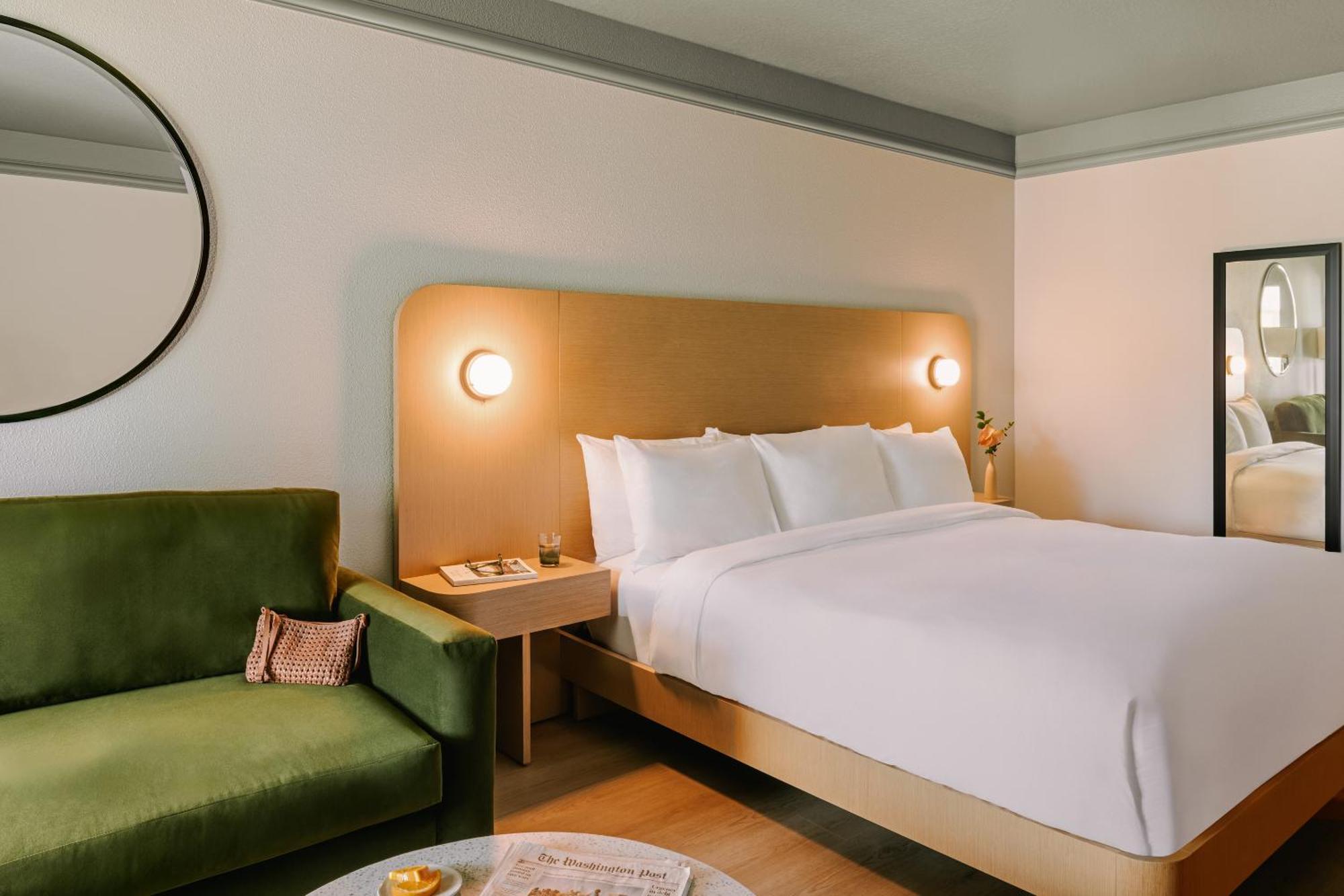 Sonder Cirrus Hotel 3*